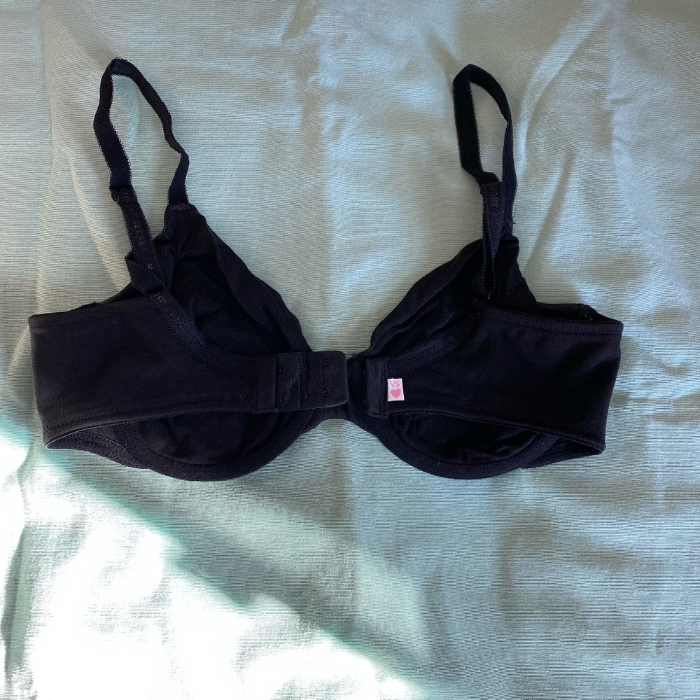 Victoria's Secret Unlined Perfect Coverage - Picture 3 of 4